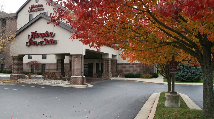 Hampton Inn Kokomo - Lightning Limo hotel transportation