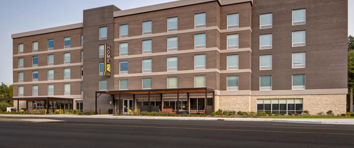 Home2 Suites Westfield - Lightning Limo hotel transportation